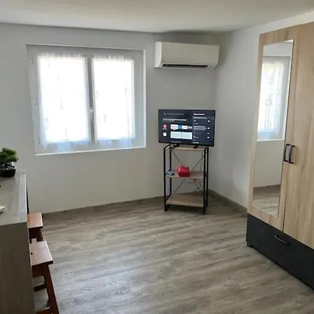 Fonctionnel 아파트 망들리유 라 나플